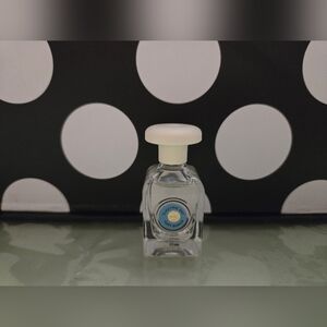 ✨️Tory Burch Electric Sky✨️